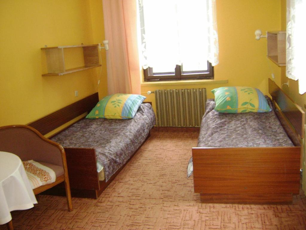 Hotel Kamieniec Oswiecim Bilik gambar